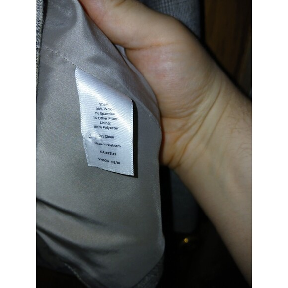 Talbots 2 Button Blazer Jacket Womens 12 Gray Wool Blend Fabric Woven In Italy - Picture 4 of 15